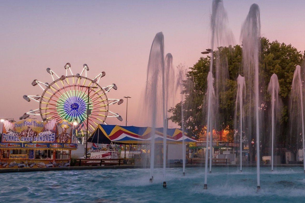 Kentucky State Fair
THURSDAY AUGUST 15-25
Kentucky Expo Center | 937 Phillips Ln. | kystatefair.org | $10
The Kentucky State Fair is back for the 120th year! Through various exhibits showcasing all of Kentucky’s culture, art, agriculture, and more, you can get a taste of what our amazing state has to offer. The Kentucky State Fair also has amazing concerts, delicious food, and fun rides kids, teens, and adults will enjoy. Don’t miss the second annual Beerfest on August 23!