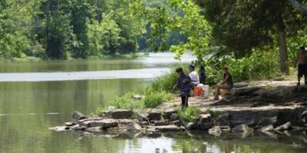 McNeely Lake Park
10500 Cedar Creek Road
McNeely Lake Park is one of the largest parks in the Metro Parks system. The scenic 46-acre lake is accessible via boat ramp and has plenty of room for decently paddling.
