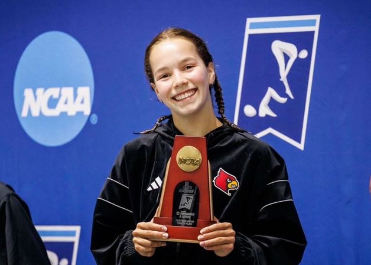 Else Praasterink
Praasterink is the only diver on this list. She is a senior at UofL and had a history-making season in 2022-23, earning All-American honors as a finalist in teh 3M when she finished 8th with a score of 328.10. She will be competing under the Netherlands flag at this year's Olympics.