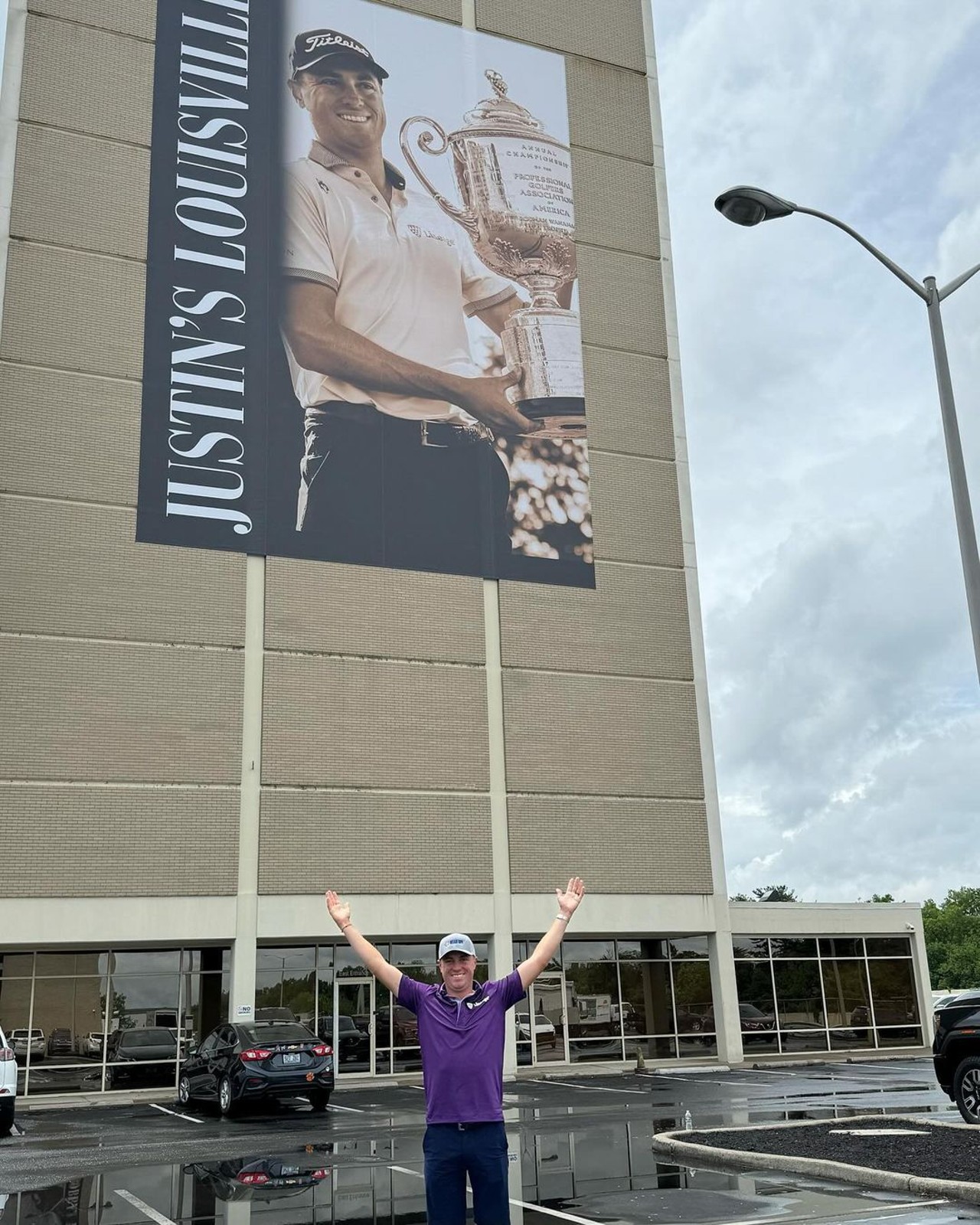 Louisville Golf Pro Justin Thomas Shares Heartwarming Unveiling Of Hometown Hero Banner On Instagram