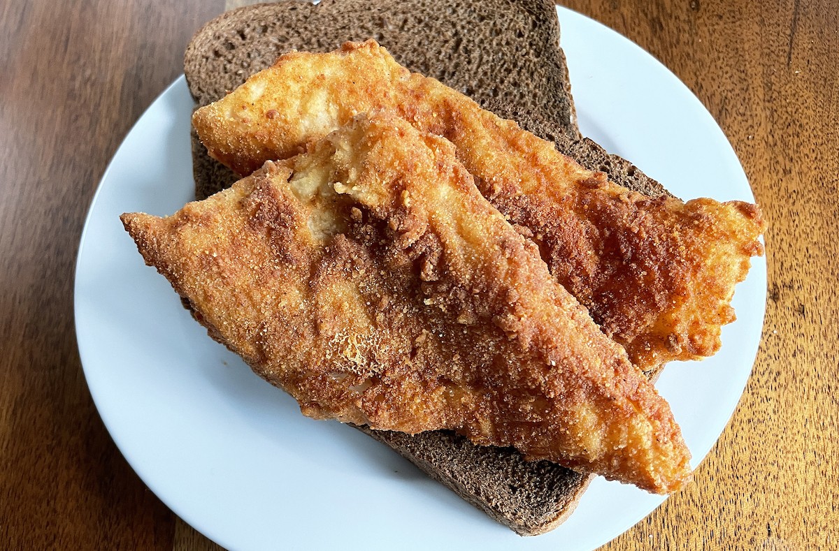 Sal's offers its fresh-fried Icelandic cod on your choice of white bread or dark, aromatic rye.