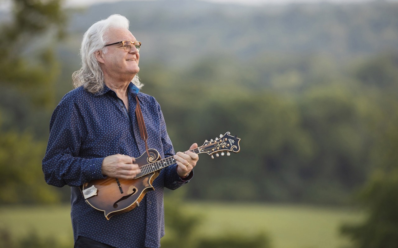 Ricky Skaggs & Kentucky Thunder Christmas