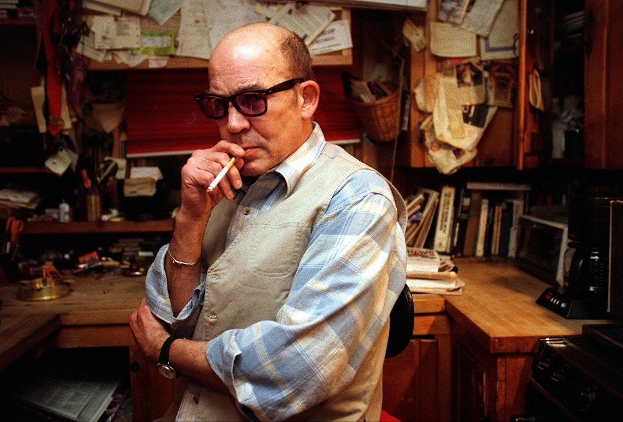 Male: Hunter S. Thompson
Though he never graduated— he was arrested and unable to complete his final exams— journalist Hunter S. Thompson still managed to make his mark with his cynical take on Louisville’s claim to fame with “The Kentucky Derby is Decadent and Depraved.” The essay was a homecoming for him, as Thompson was born and raised in Louisville. He went on to pen several classics, including “Fear and Loathing in Las Vegas” and an inside look into the motorcycle gang Hell’s Angels. 
Photo via Wikimedia Commons