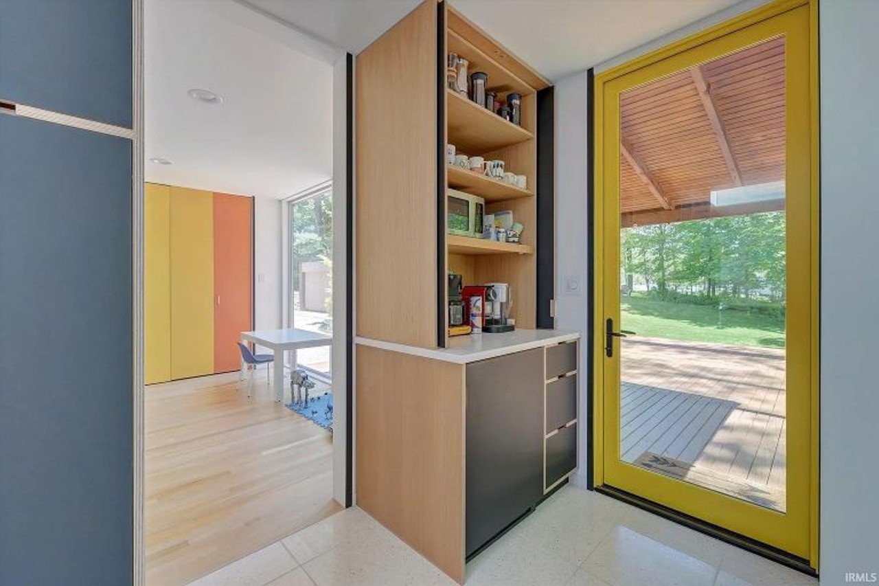 This Mid-Century Modern Home In Bloomington Was Designed By Earl R. Flansburgh And Offers Charm And Style