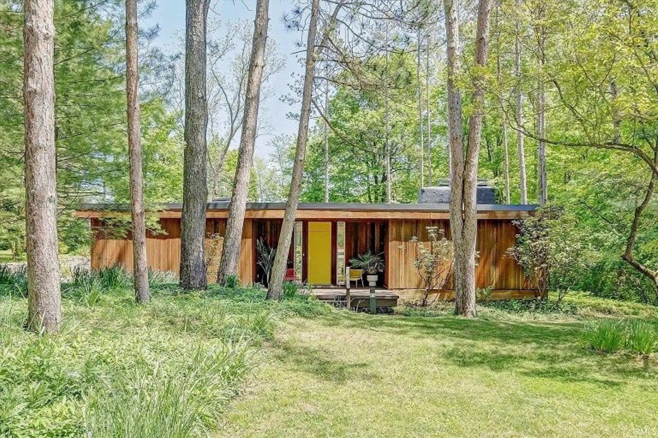 This Mid-Century Modern Home In Bloomington Was Designed By Earl R. Flansburgh And Offers Charm And Style