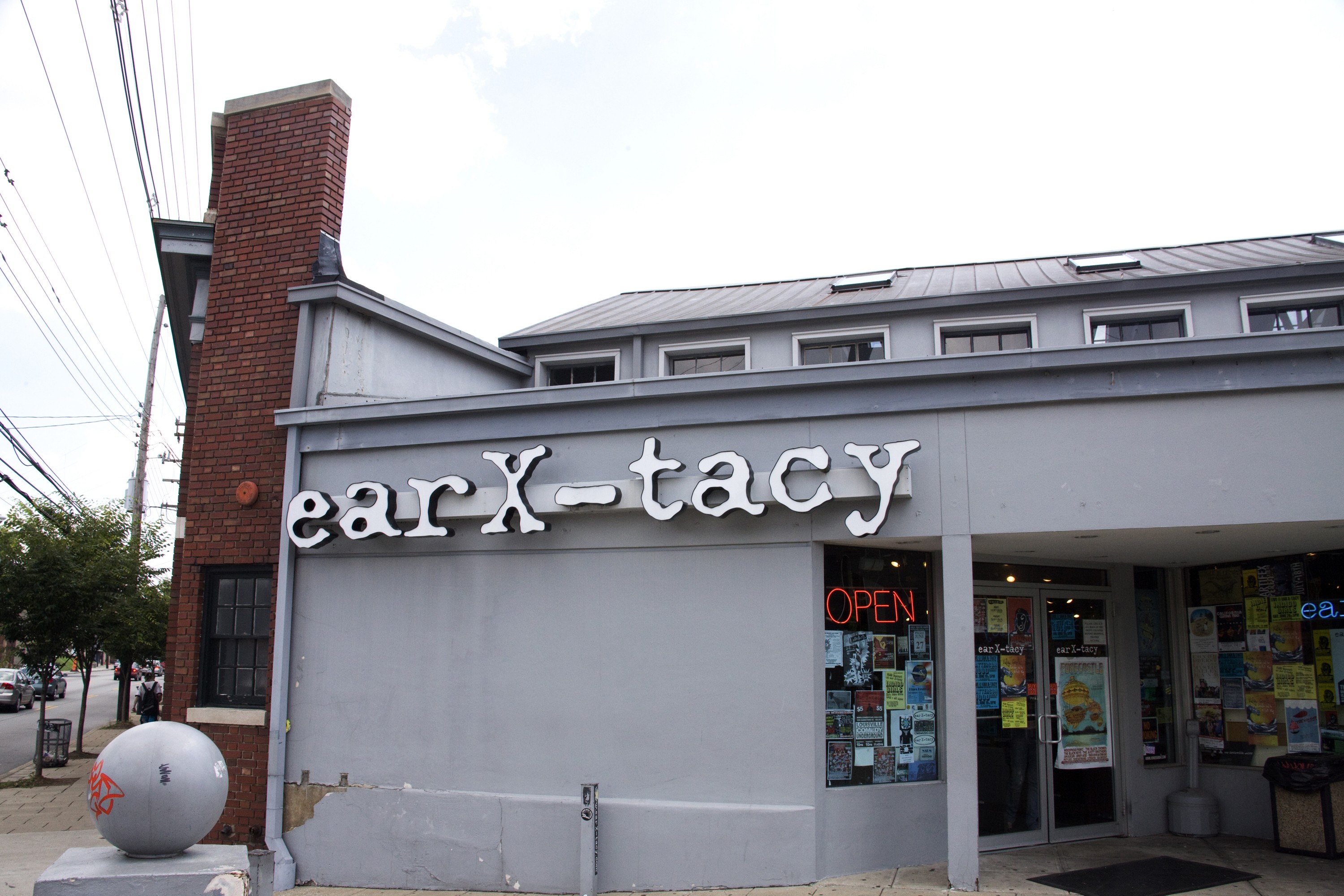 ear-X-tacy