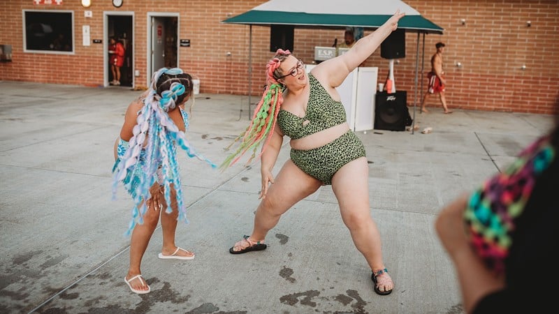 This Boudoir Photographer Is Hosting A Body Positive Pool Party In Louisville (3)